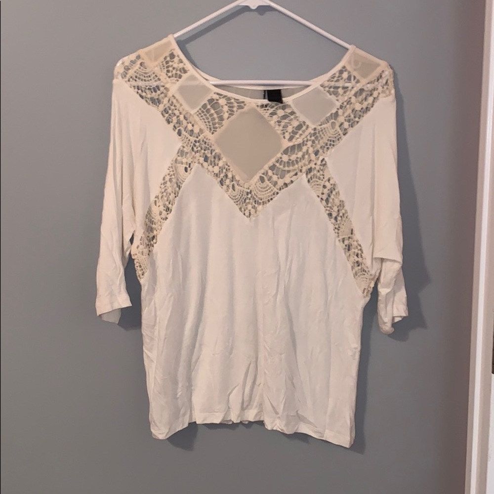 White top! - Picture 1 of 2